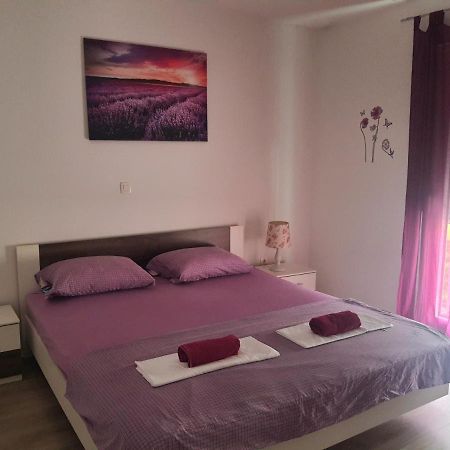Prekrasan Apartman “Marko” Sa Dvije Sobe Split Exterior foto